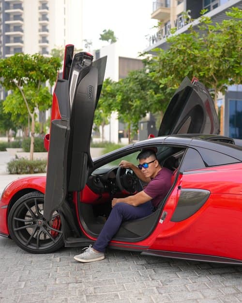 Mike Ke, dating coach for guys in tech, lifestyle photo